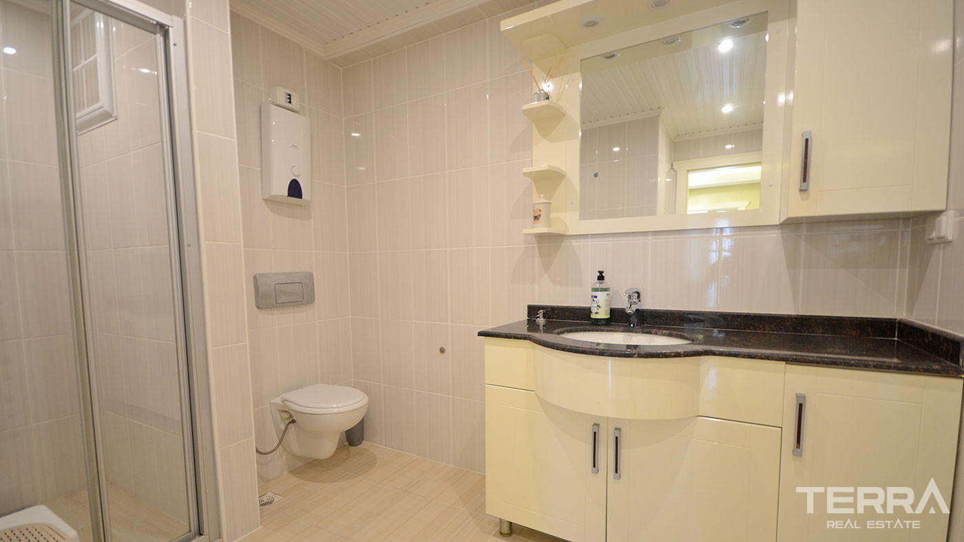 Apartment for Sale in Oba Crown Resort 3, Alanya, Turkey - 109647