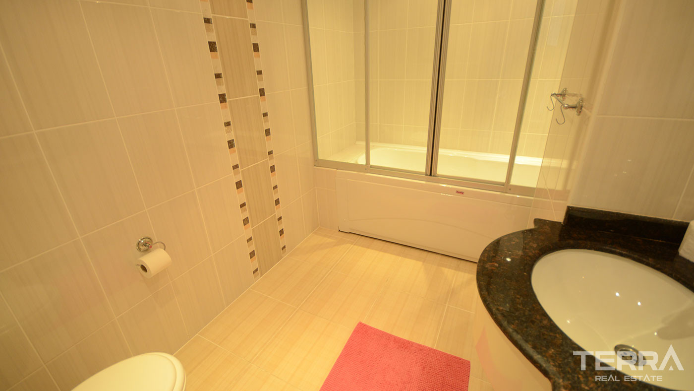 Apartment for Sale in Oba Crown Resort 3, Alanya, Turkey - 109653