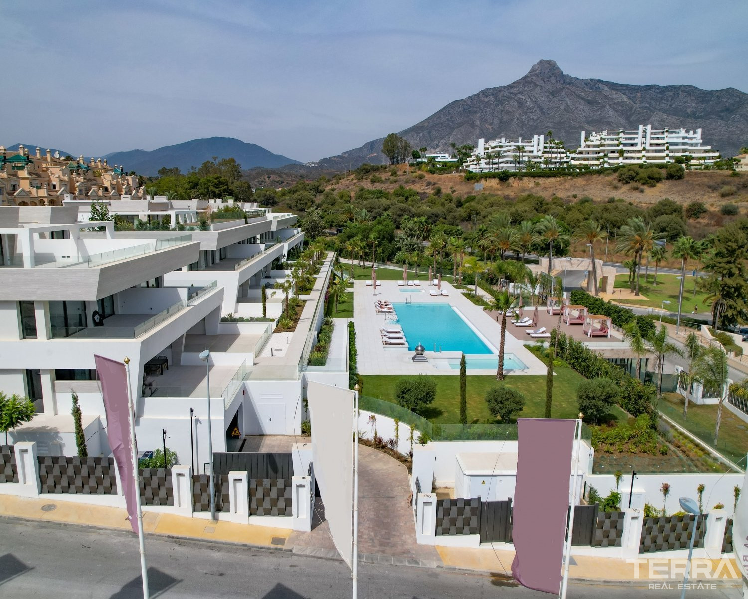 Marbella, Costa del Sol'da Deniz Manzaralı Dubleks Daireler - 109715
