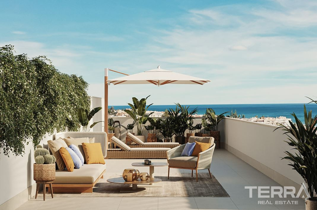 Malaga, Rincón de la Victoria'da Panoramik Deniz Manzaralı Daireler - 109753