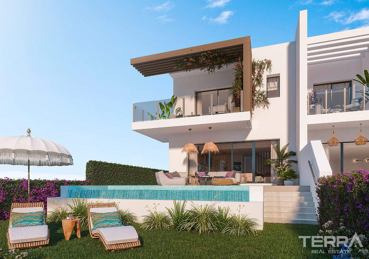 Golf Houses for Sale in El Chaparral, Mijas, Costa del Sol - 109842