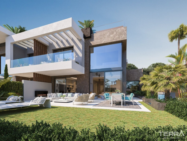 Sea View Villas for Sale in Marbella, Costa del Sol
