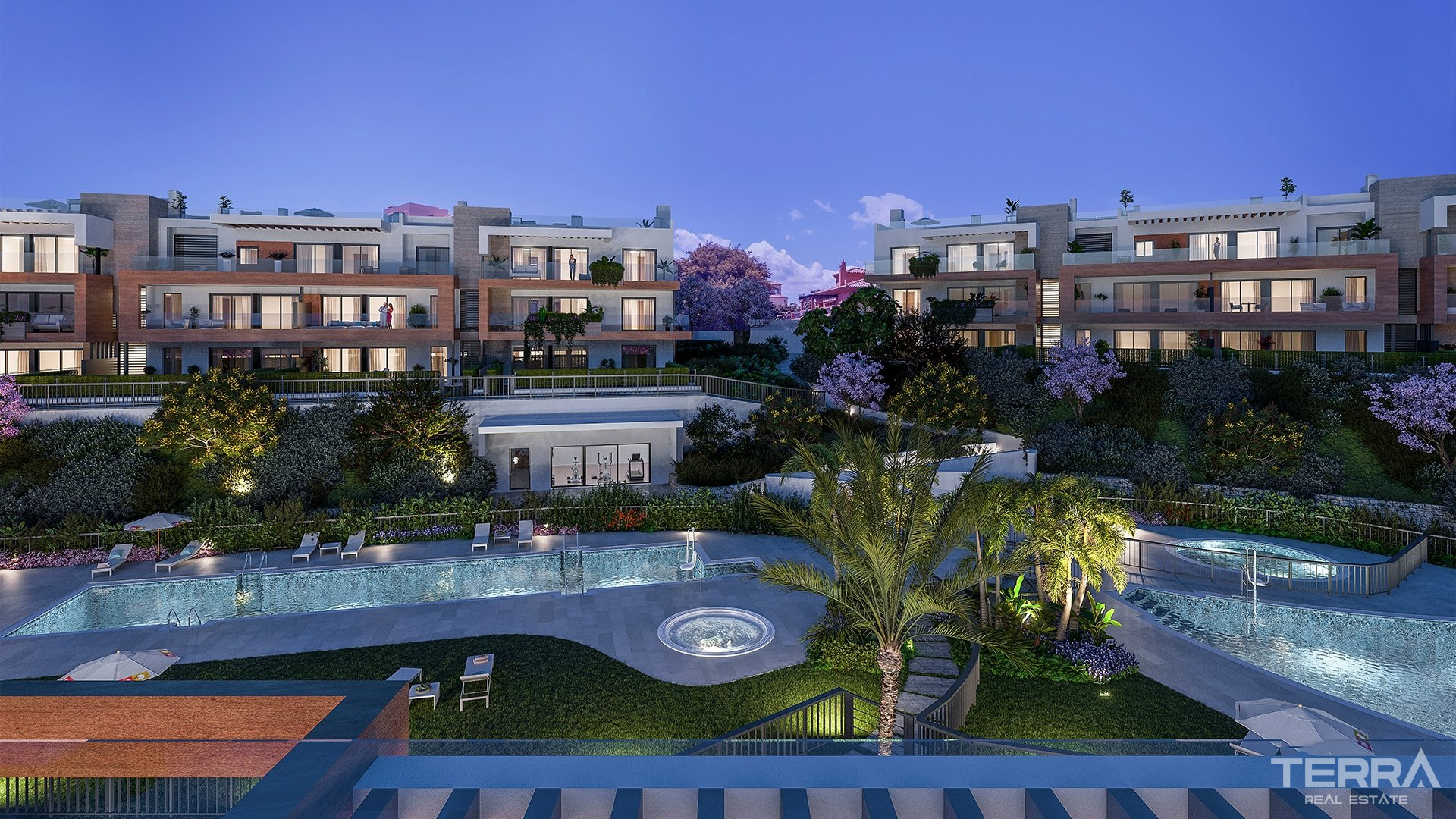 Estepona'da Golf Sahasına Yakın Konumda Hemen Teslim Daireler - 109952