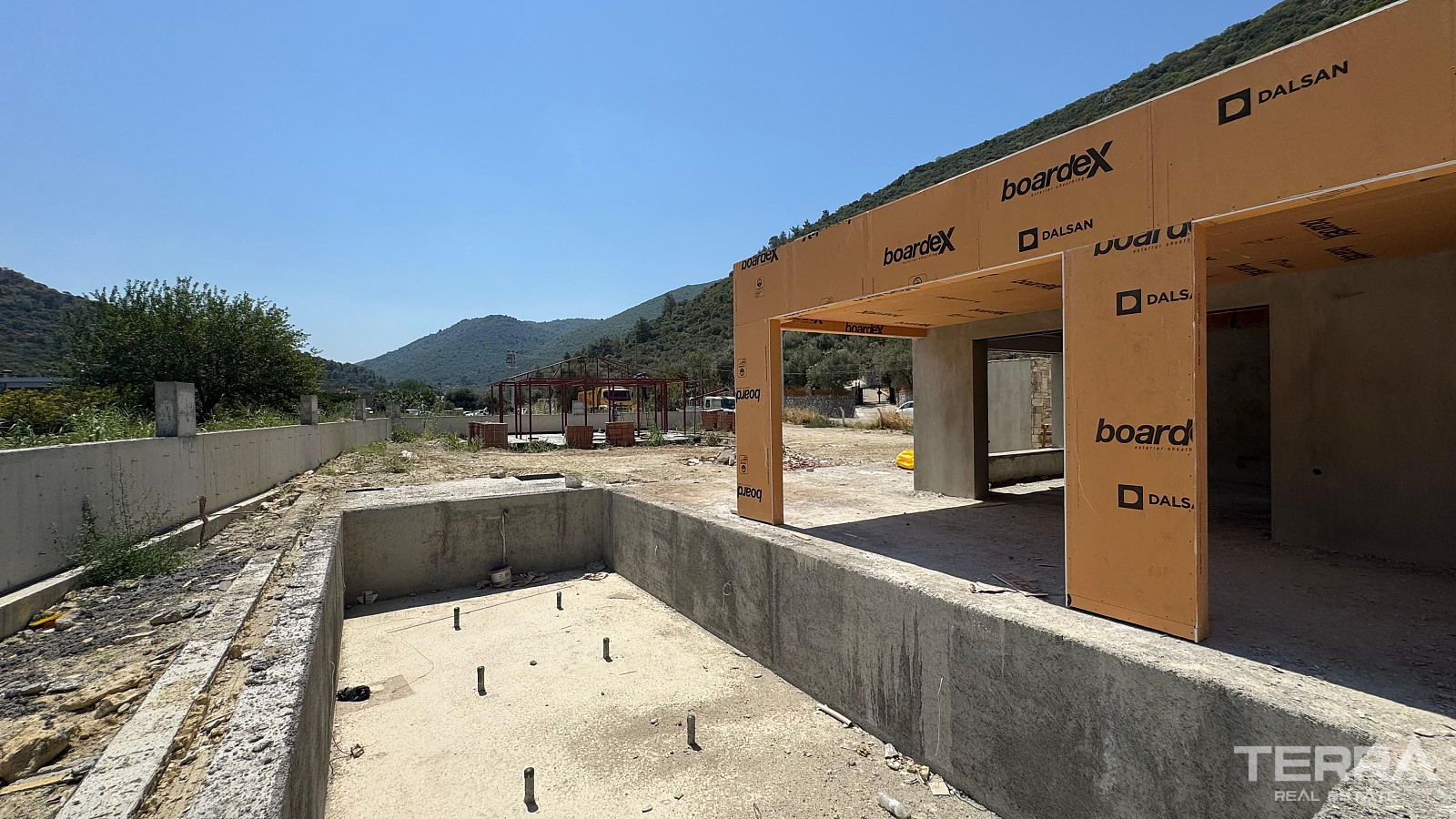 Detached House for Sale in Aydın, Kuşadası - 110196