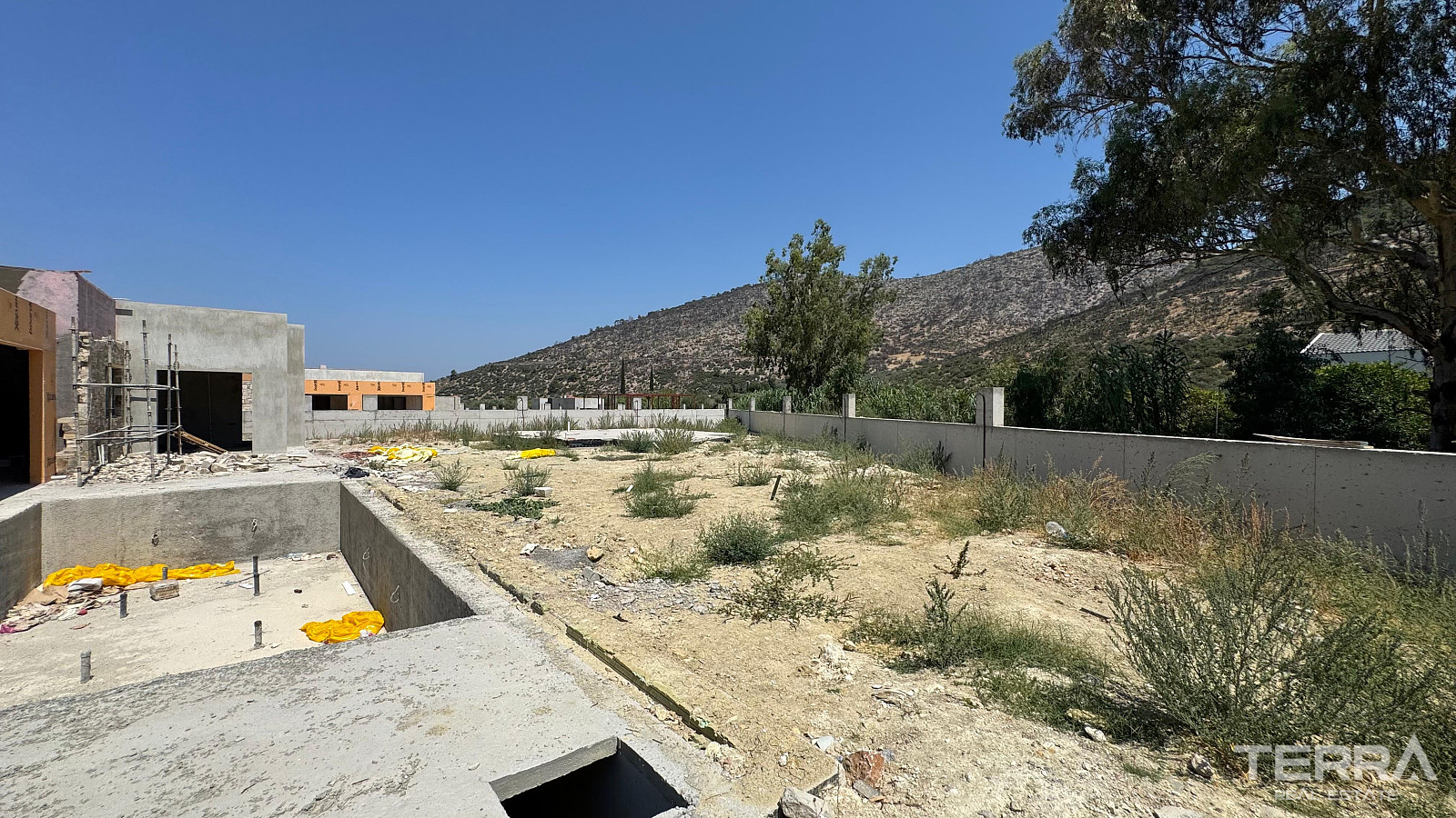Detached House for Sale in Aydın, Kuşadası - 110198