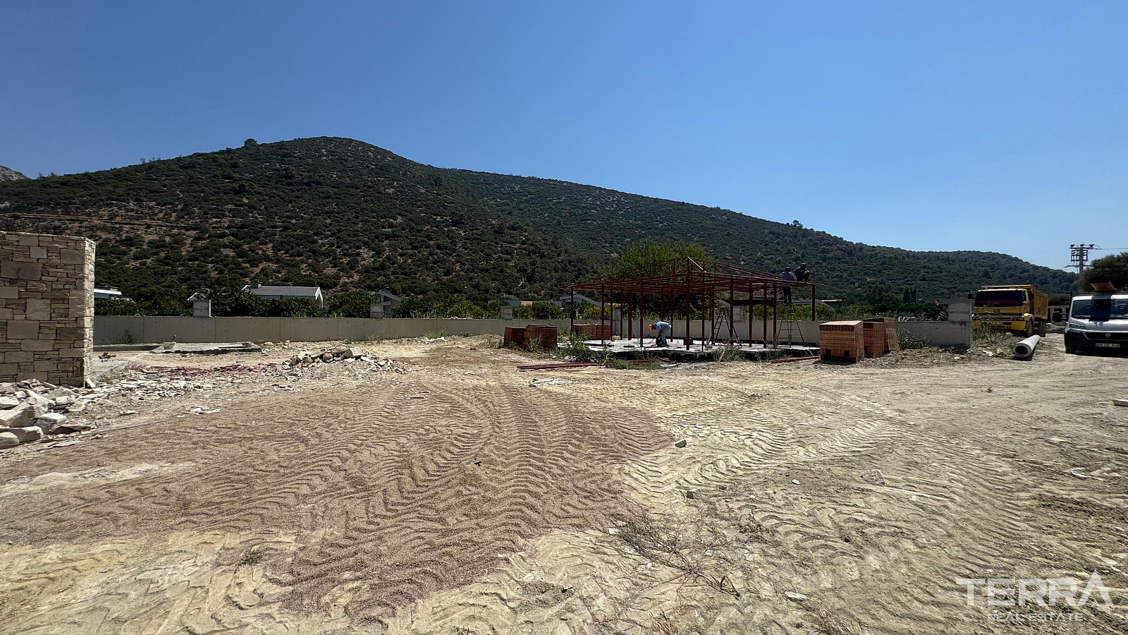 Detached House for Sale in Aydın, Kuşadası - 110202