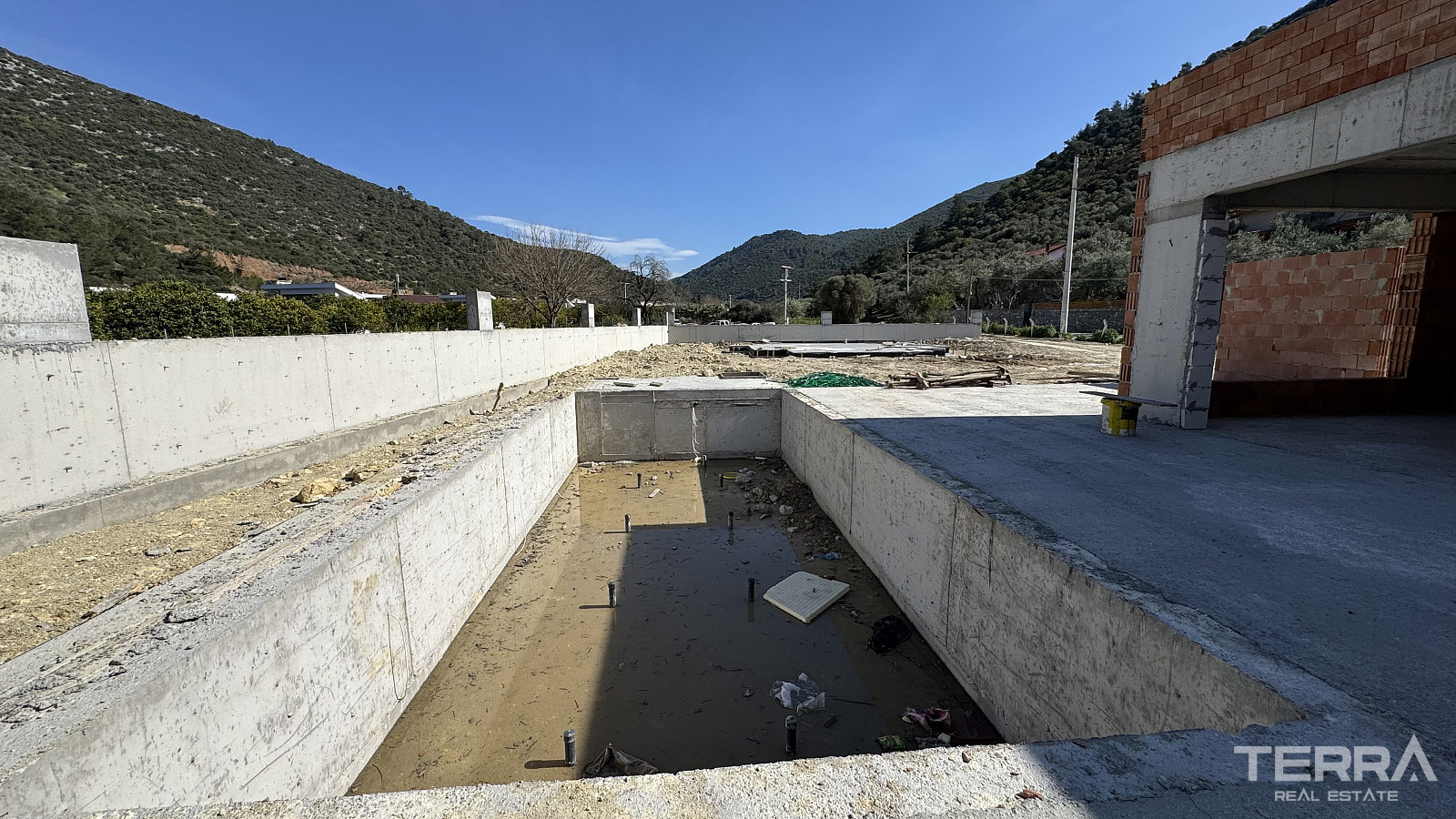 Detached House for Sale in Aydın, Kuşadası - 110204