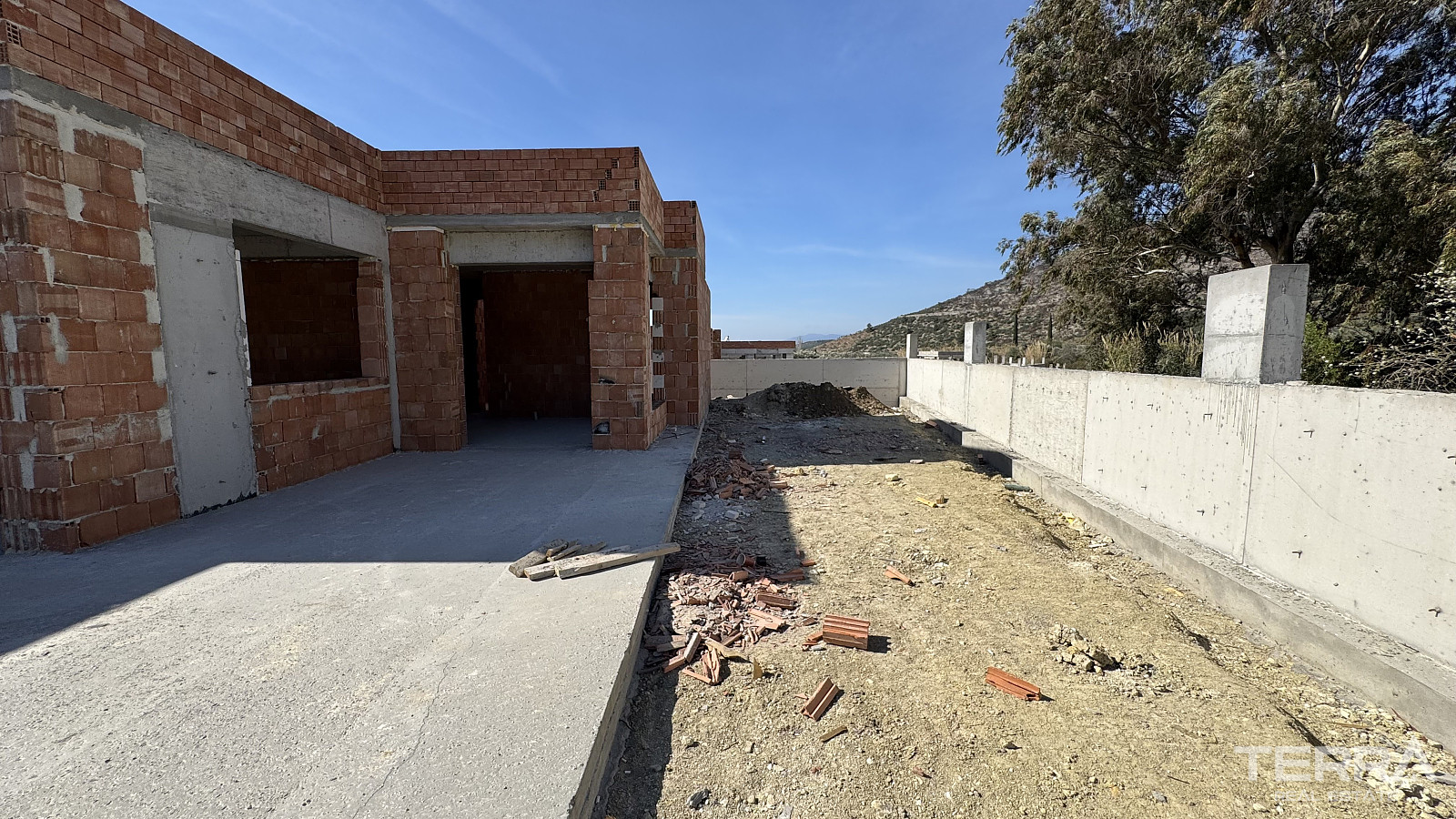 Detached House for Sale in Aydın, Kuşadası - 110207