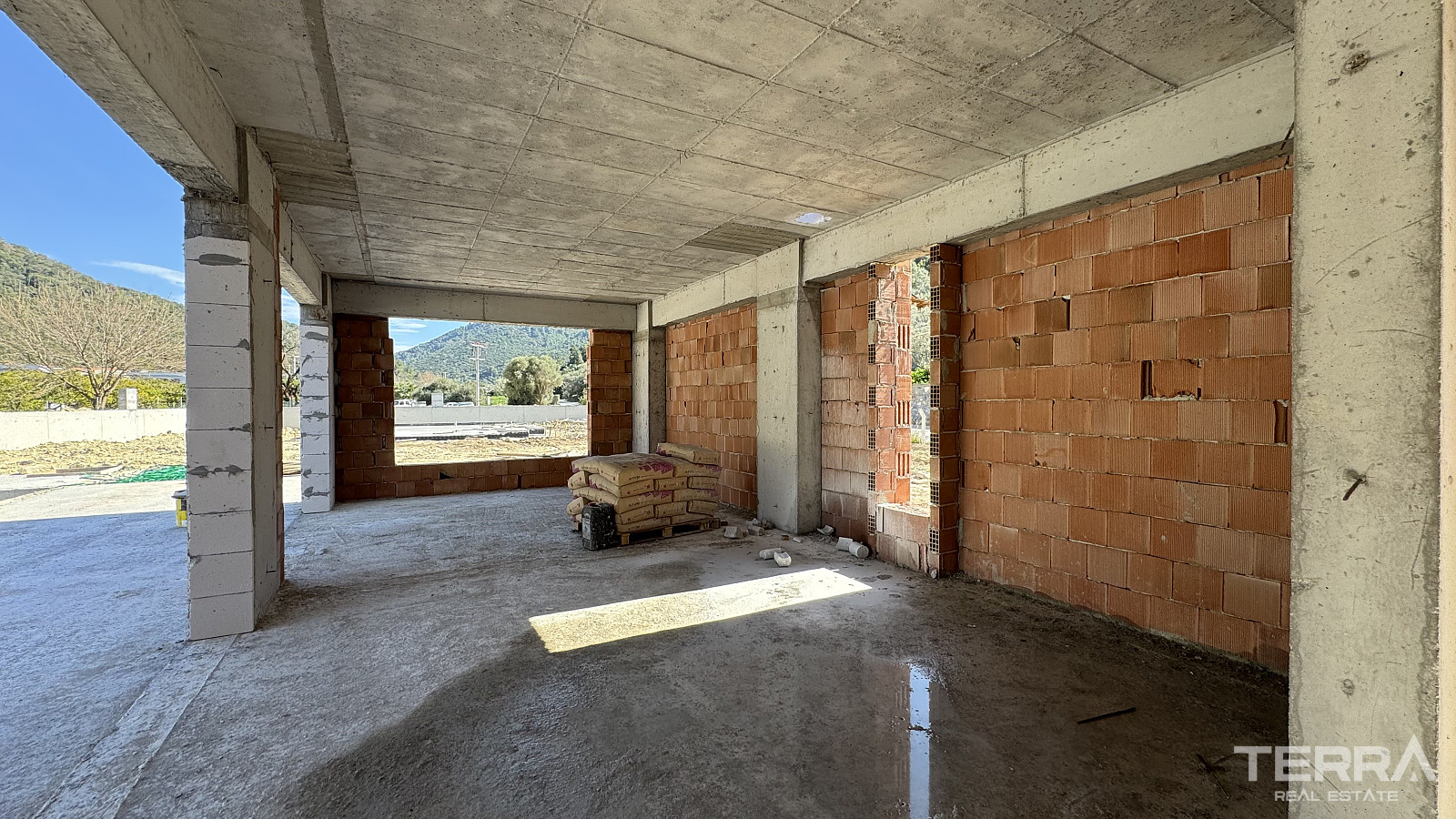 Detached House for Sale in Aydın, Kuşadası - 110212