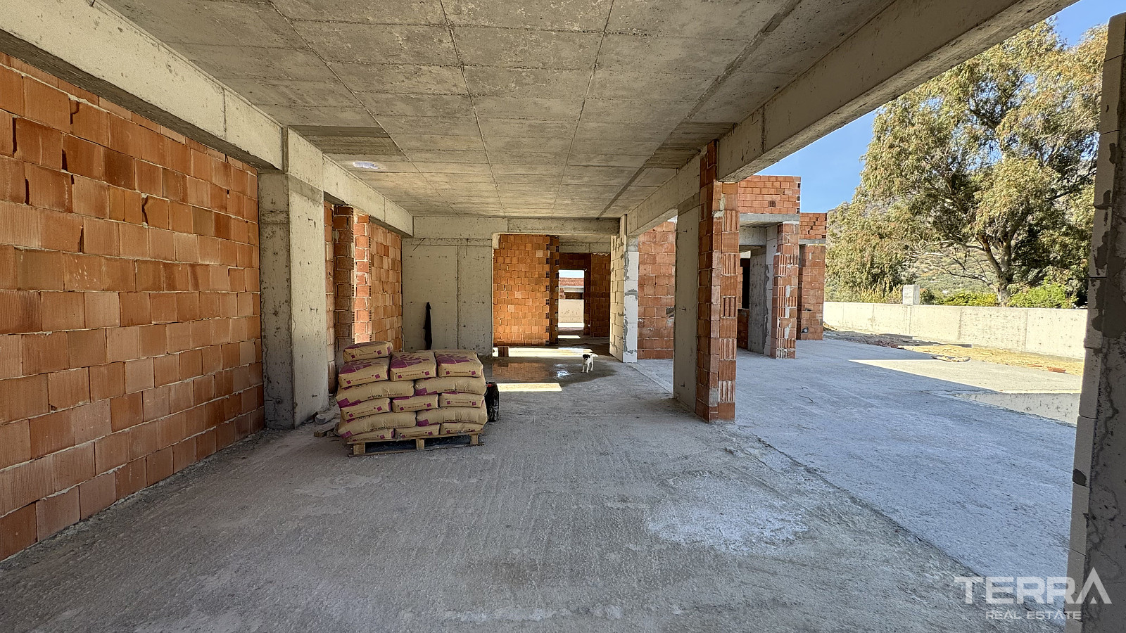 Detached House for Sale in Aydın, Kuşadası - 110213