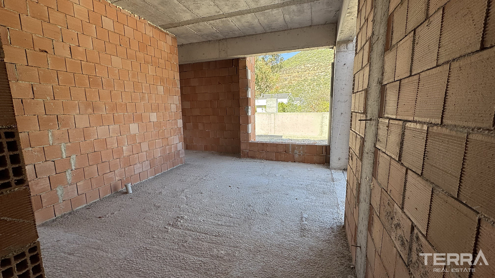 Detached House for Sale in Aydın, Kuşadası - 110217