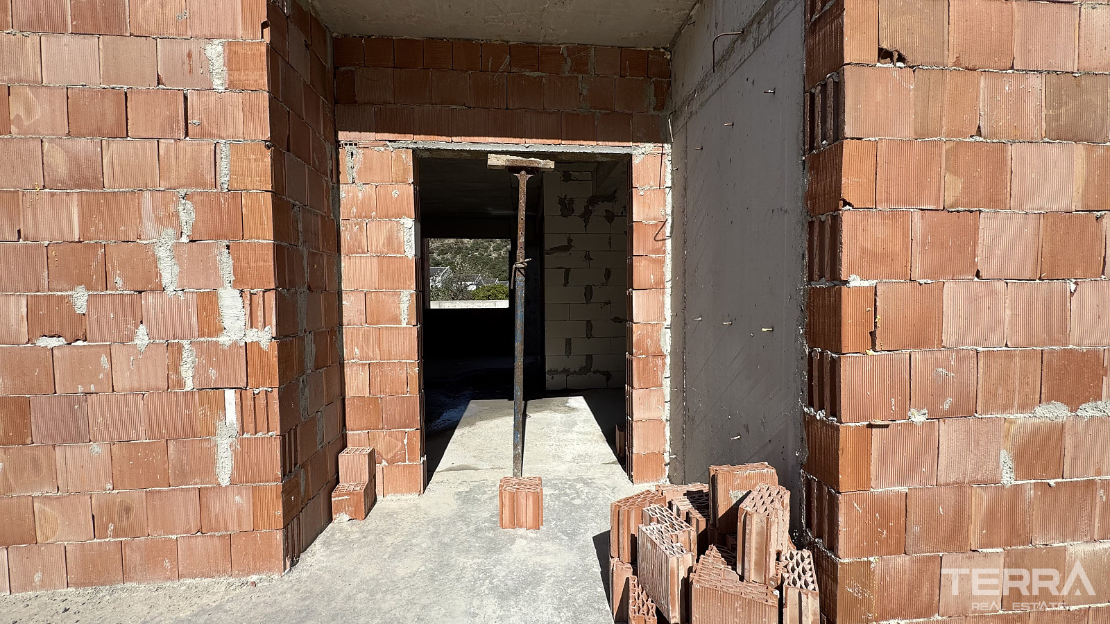 Detached House for Sale in Aydın, Kuşadası - 110218