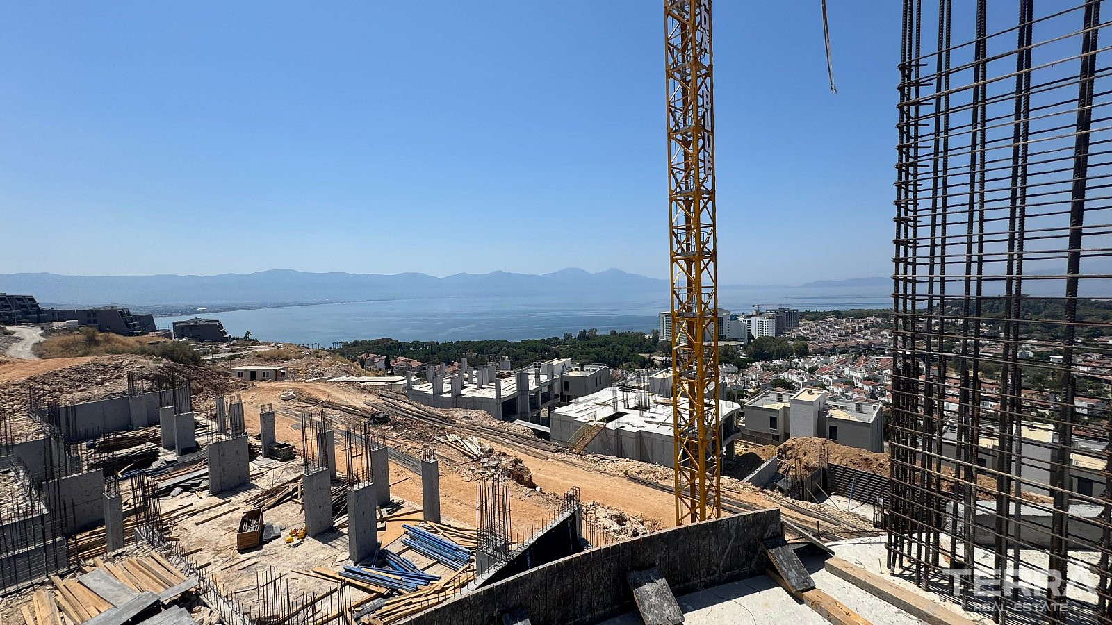 Sea View Apartments for Sale in Kuşadası, Aydın - 110366