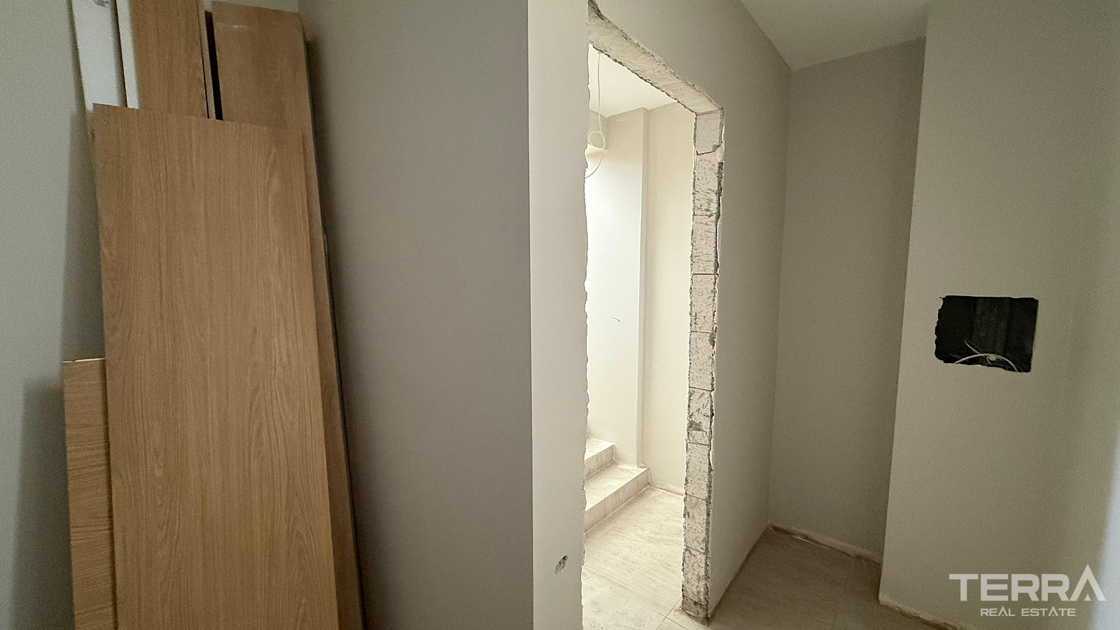 Aydın, Kuşadası'nda Güvenlikli Sitede Deniz Manzaralı Villalar - 110428