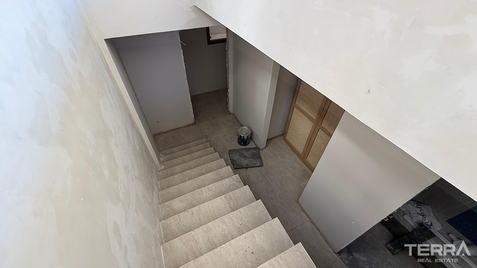 Aydın, Kuşadası'nda Güvenlikli Sitede Deniz Manzaralı Villalar - 110435