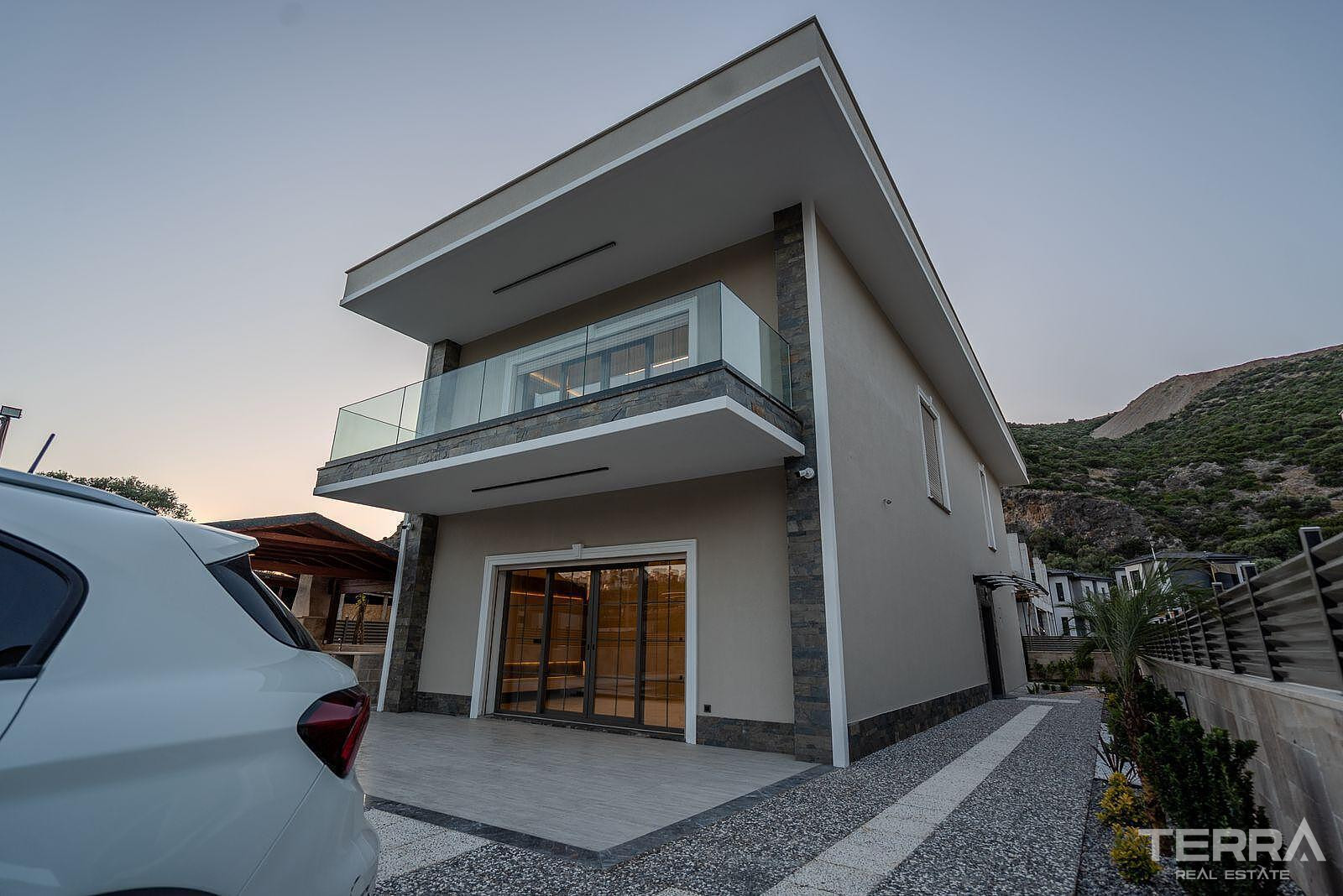 Villas for Sale with Private Pools and Terraces in Aydın, Kuşadası - 110440