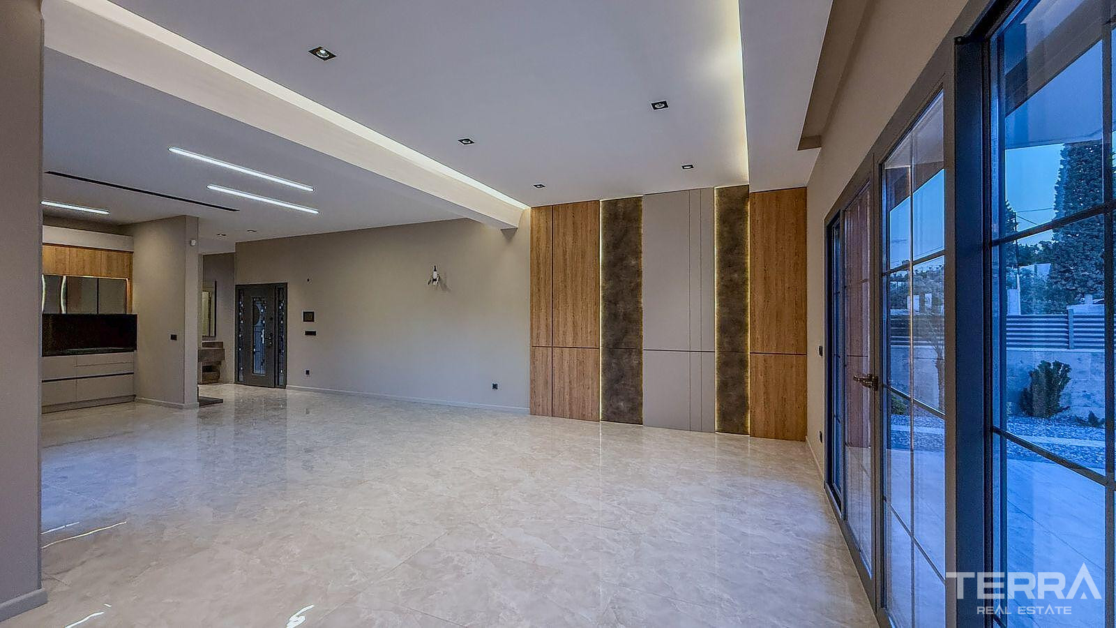 Villas for Sale with Private Pools and Terraces in Aydın, Kuşadası - 110451