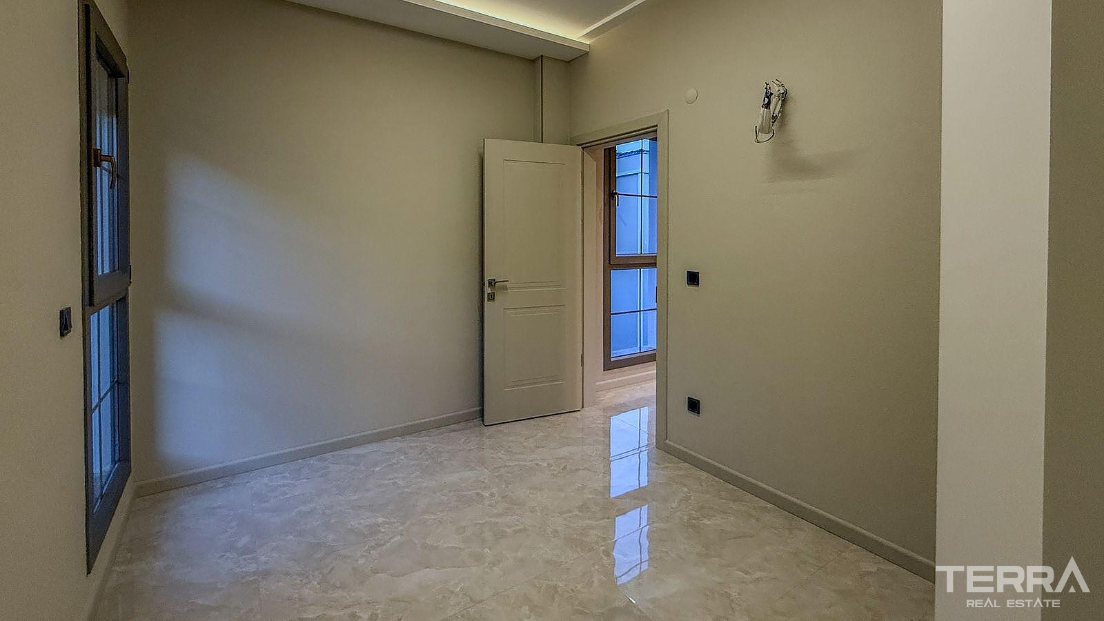 Villas for Sale with Private Pools and Terraces in Aydın, Kuşadası - 110461