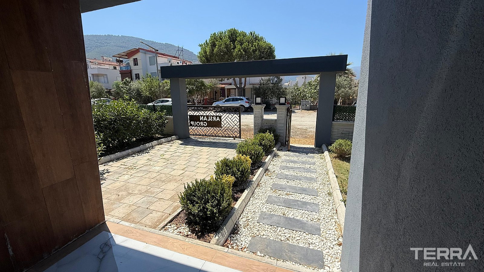 Kuşadası'nda Anahtar Teslim Özel Havuzlu Mobilyalı Müstakil Villalar - 110532