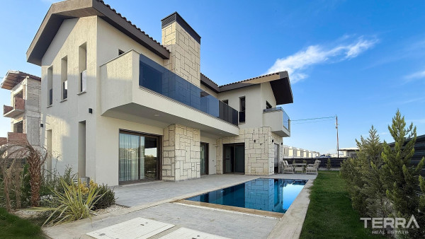 Detached Villas for Sale in Kuşadası, Aydın