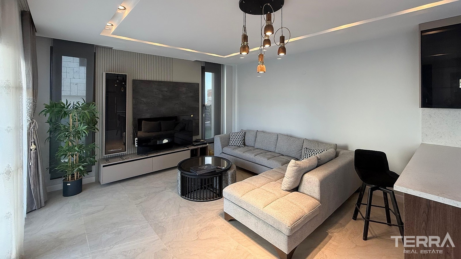 Detached Villas for Sale in Kuşadası, Aydın - 110551