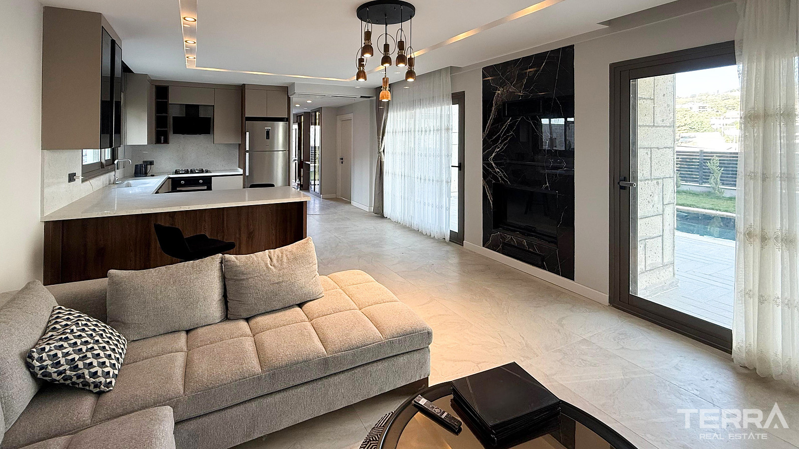 Detached Villas for Sale in Kuşadası, Aydın - 110552