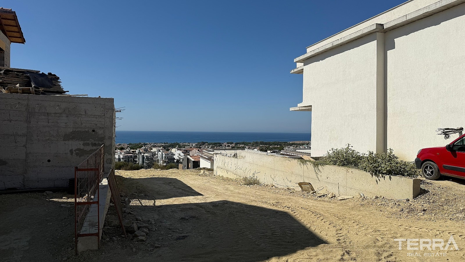 Detached Villas for Sale in Kuşadası, Aydın - 110569