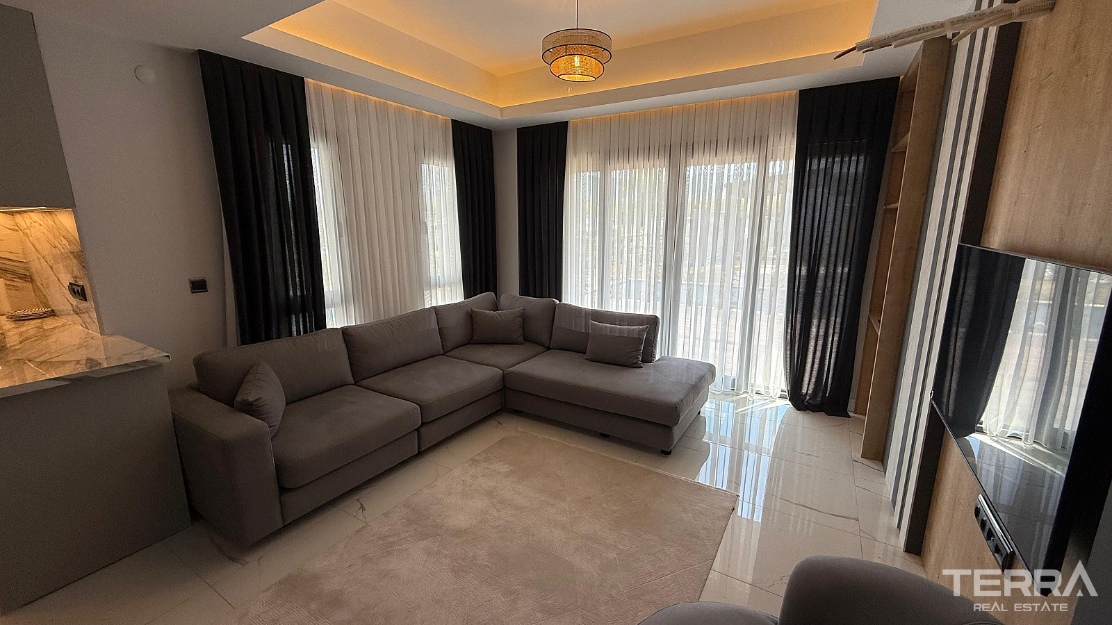 Villas Close to The Beach for Sale in Kuşadası, Aydın - 110616