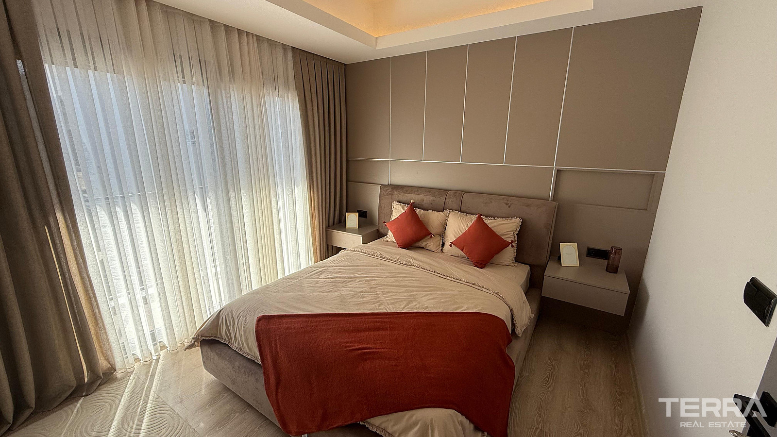 Villas Close to The Beach for Sale in Kuşadası, Aydın - 110619