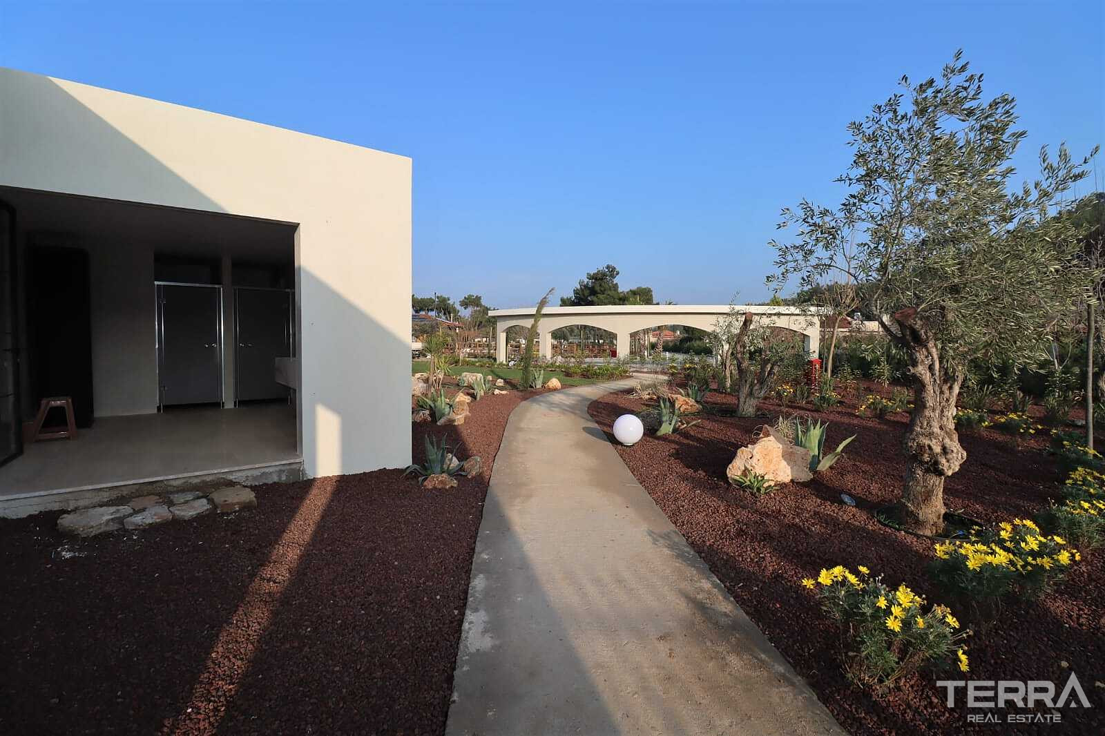 Detached Countryhouse with Pool for Sale in Kuşadası, Aydın - 110648