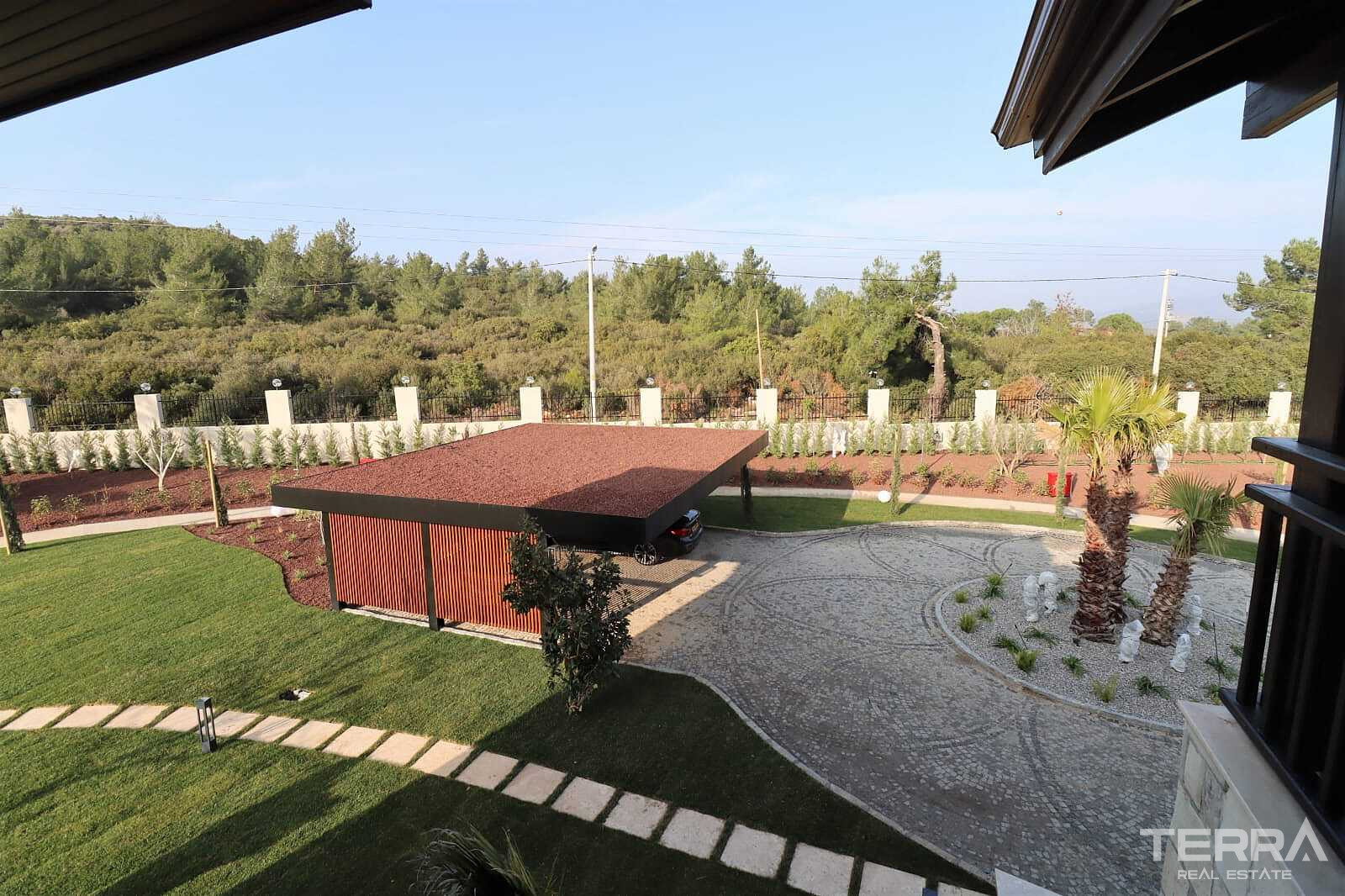 Detached Countryhouse with Pool for Sale in Kuşadası, Aydın - 110660