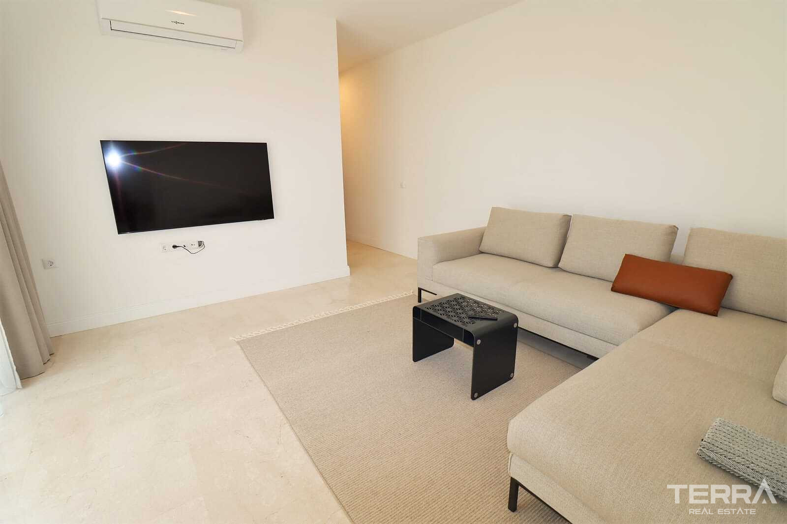 Detached Countryhouse with Pool for Sale in Kuşadası, Aydın - 110674