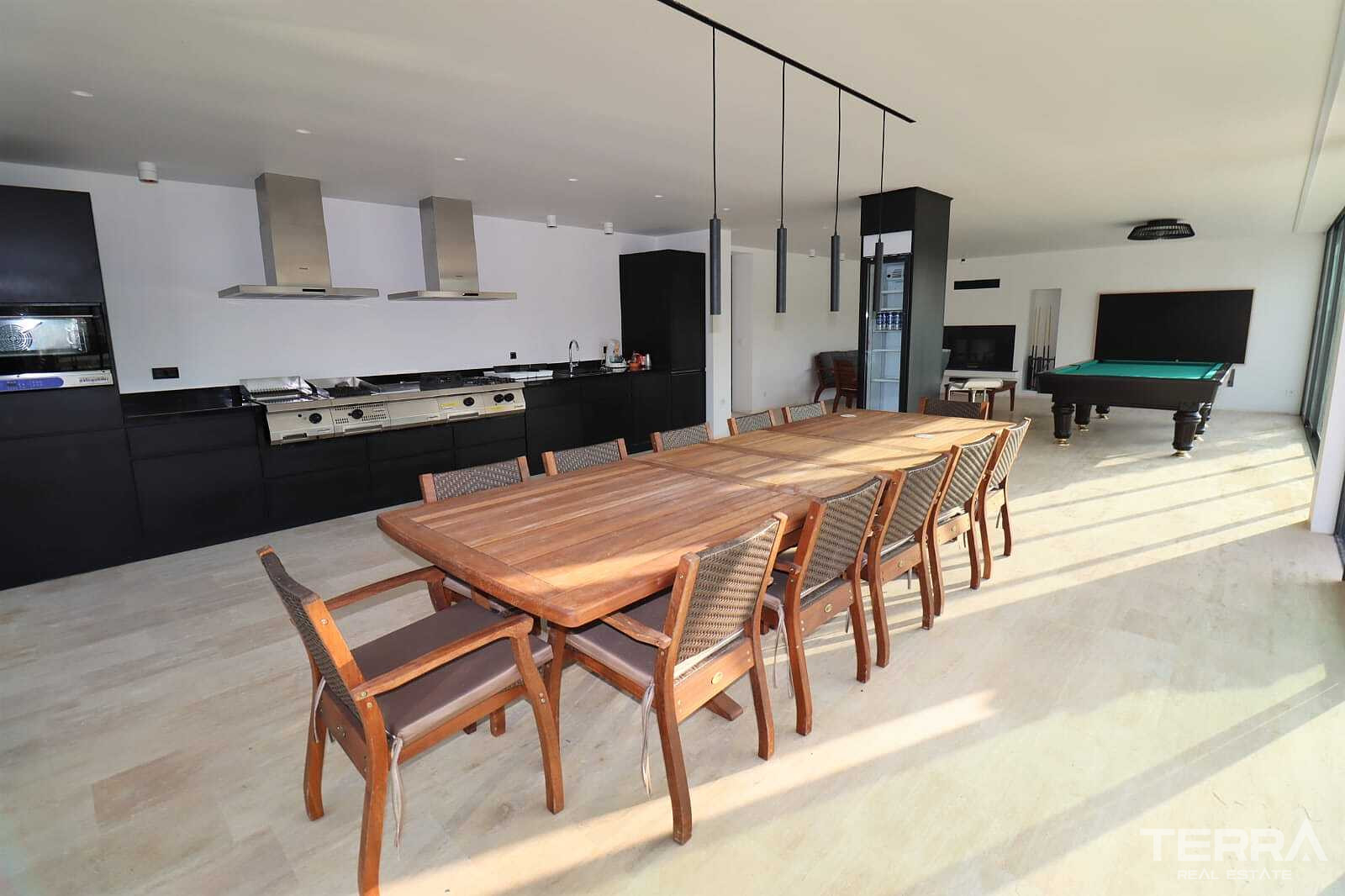 Detached Countryhouse with Pool for Sale in Kuşadası, Aydın - 110690