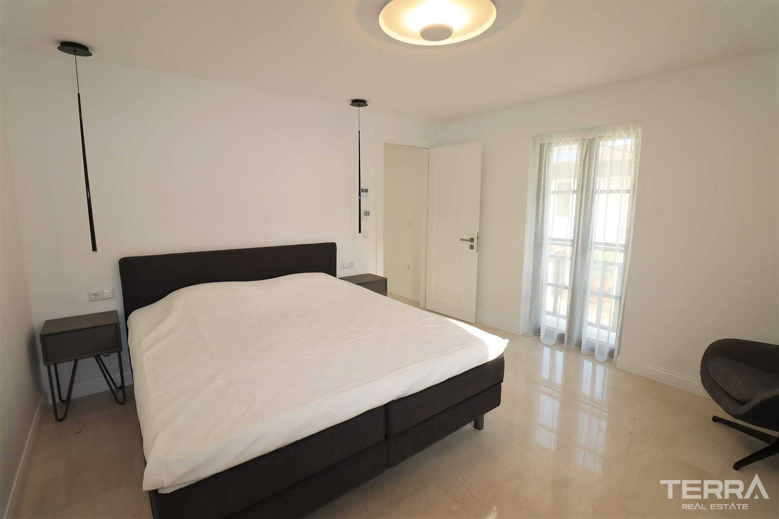 Detached Countryhouse with Pool for Sale in Kuşadası, Aydın - 110702