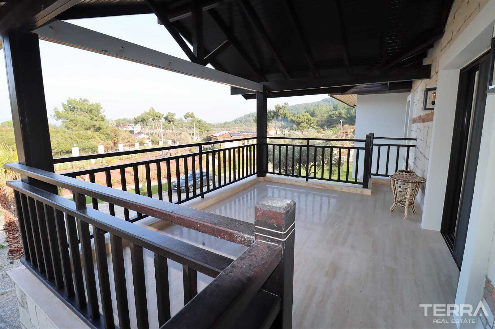 Detached Countryhouse with Pool for Sale in Kuşadası, Aydın - 110711