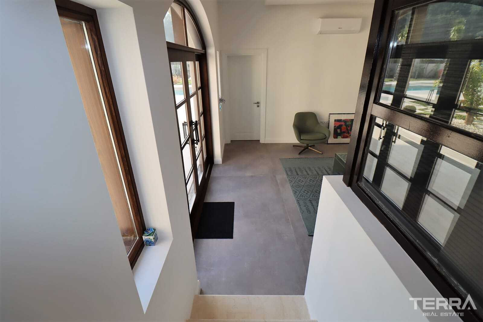 Detached Countryhouse with Pool for Sale in Kuşadası, Aydın - 110714