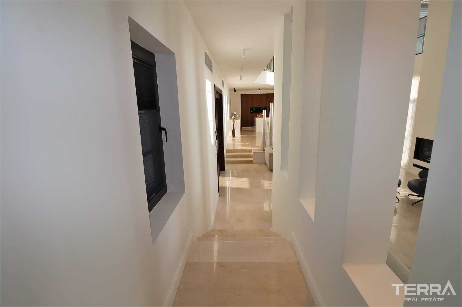 Detached Countryhouse with Pool for Sale in Kuşadası, Aydın - 110715