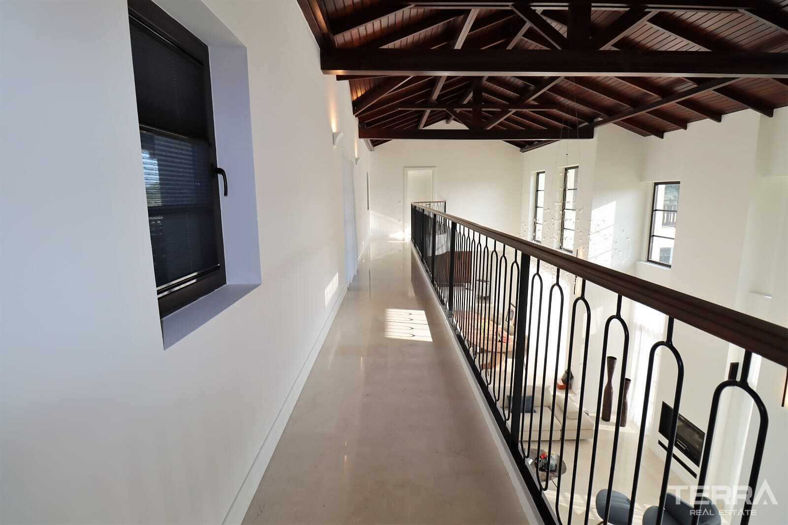 Detached Countryhouse with Pool for Sale in Kuşadası, Aydın - 110722