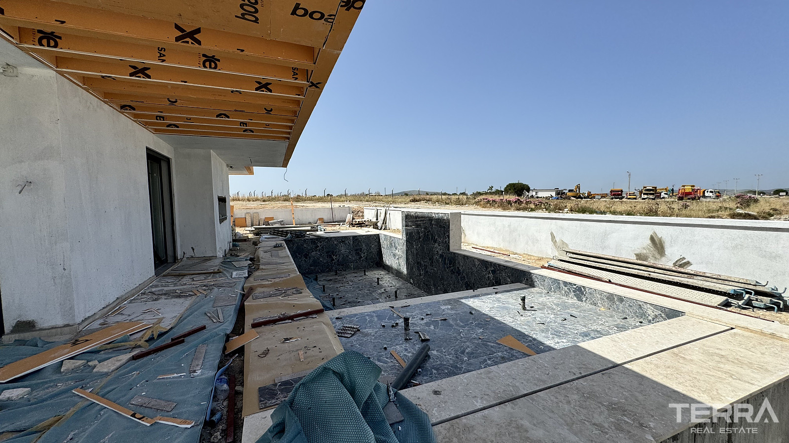 Twin Villas for Sale with Private Pools in İzmir, Çeşme - 110841