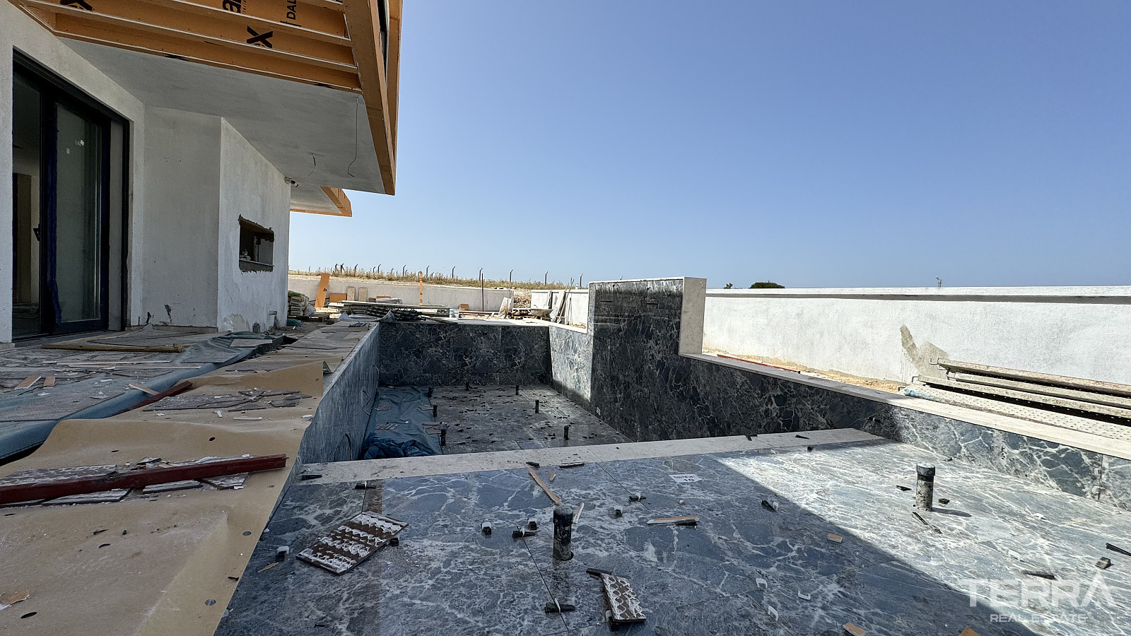Twin Villas for Sale with Private Pools in İzmir, Çeşme - 110843