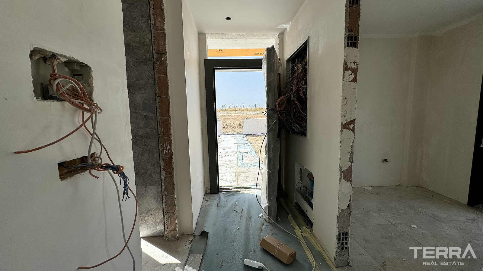Twin Villas for Sale with Private Pools in İzmir, Çeşme - 110865