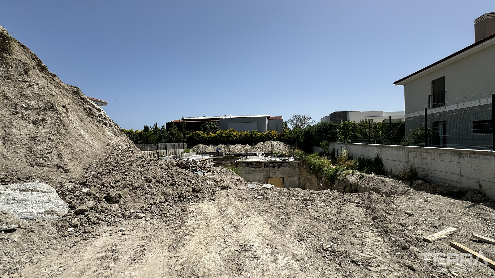 Detached Villa for Sale in Çeşme, İzmir - 110990