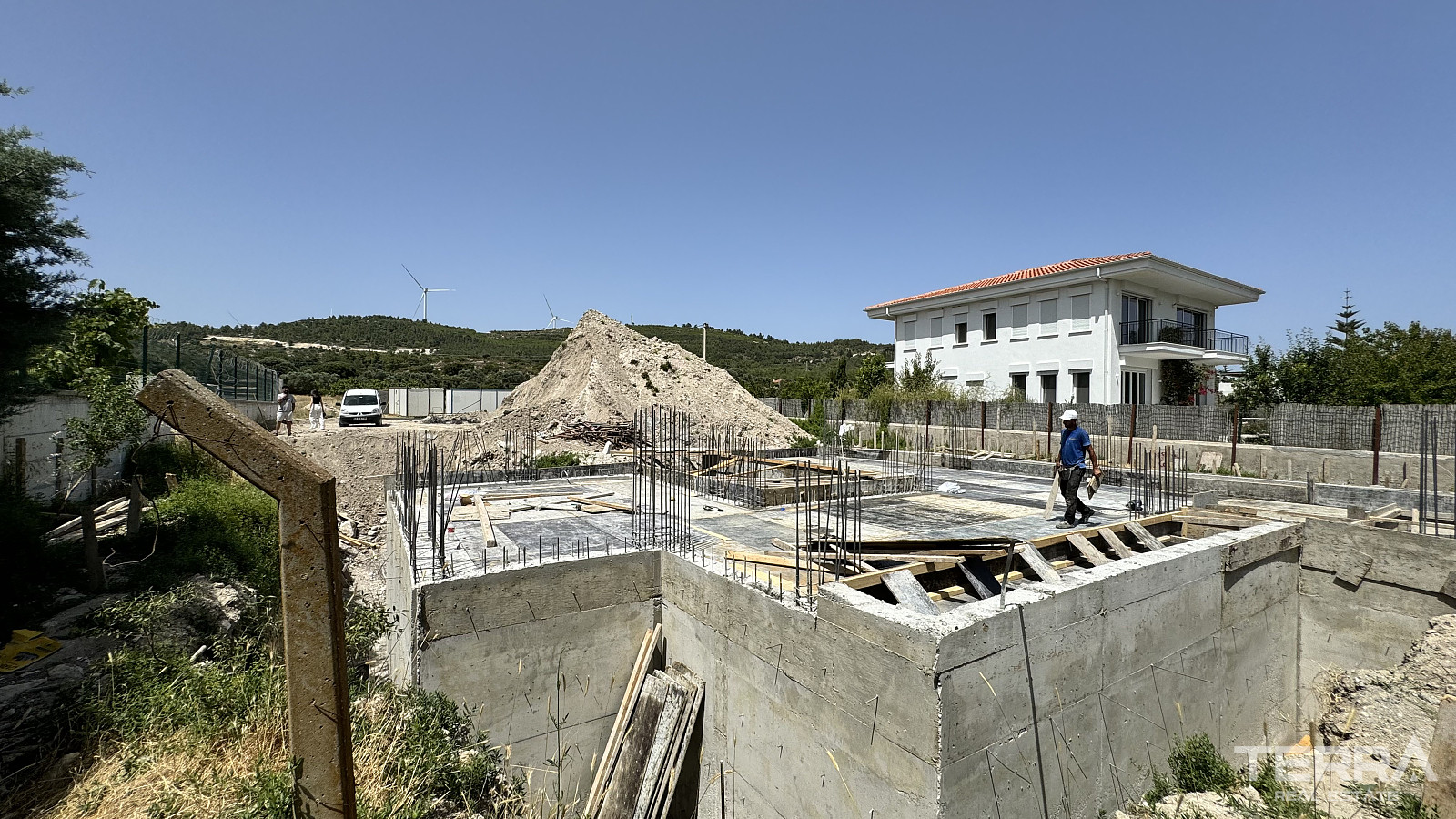 Detached Villa for Sale in Çeşme, İzmir - 110994
