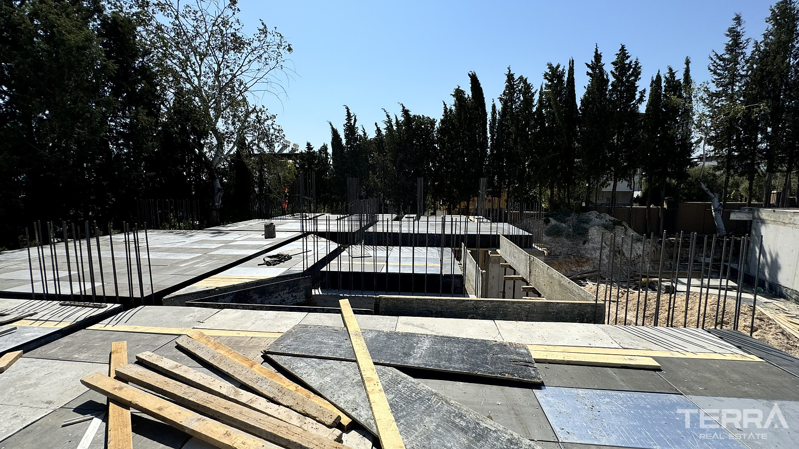 Apartments for Sale Near the Airport in İzmir Torbalı - 111105