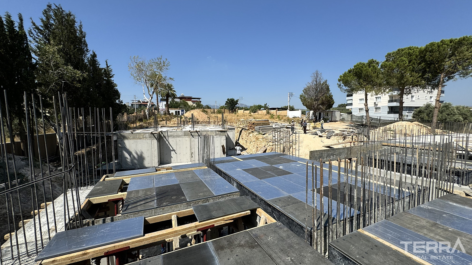 Apartments for Sale Near the Airport in İzmir Torbalı - 111107