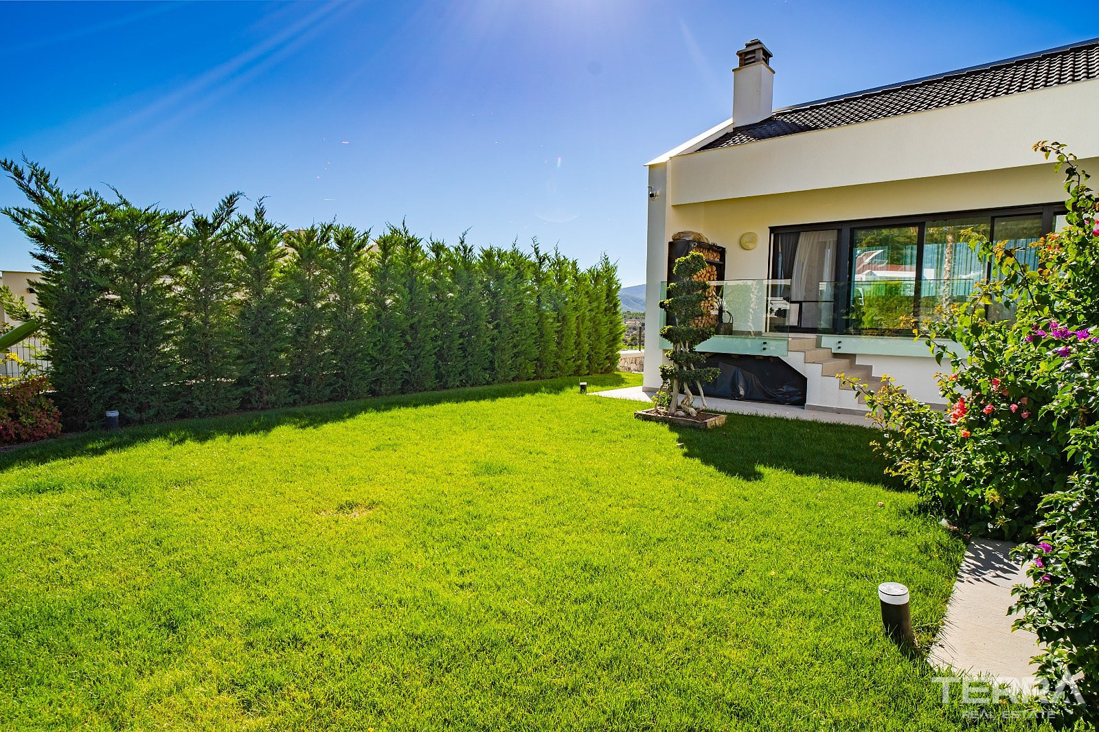 Sea View Private Villa for Sale in İzmir, Urla - 111127