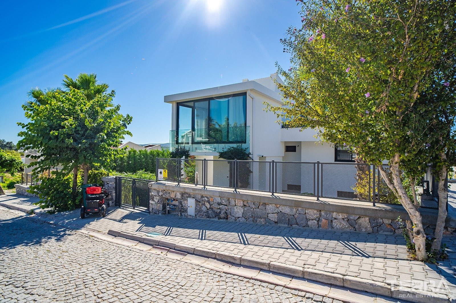 Sea View Private Villa for Sale in İzmir, Urla - 111128
