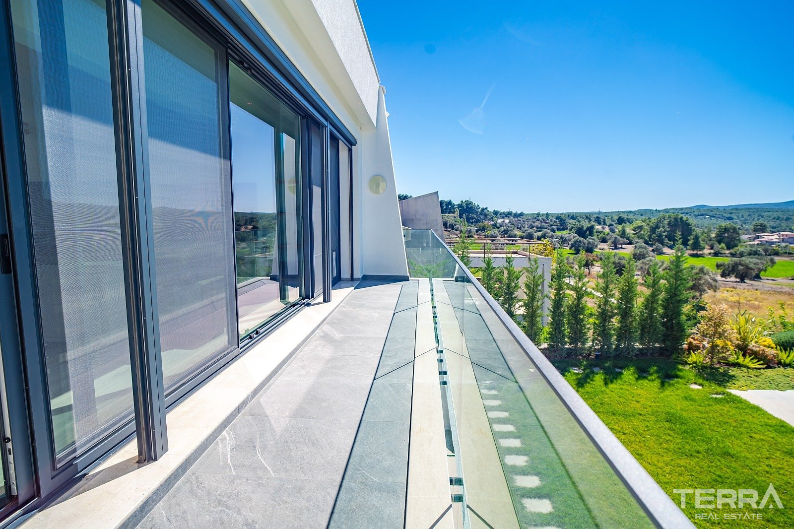Sea View Private Villa for Sale in İzmir, Urla - 111138