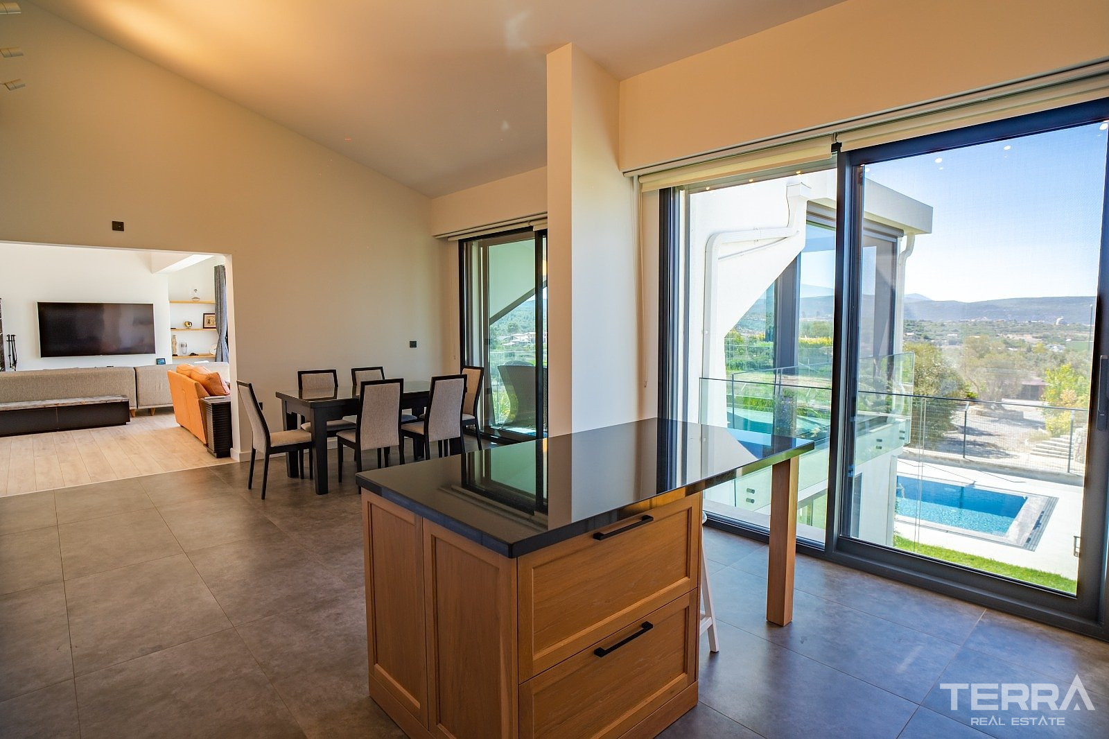 Sea View Private Villa for Sale in İzmir, Urla - 111142