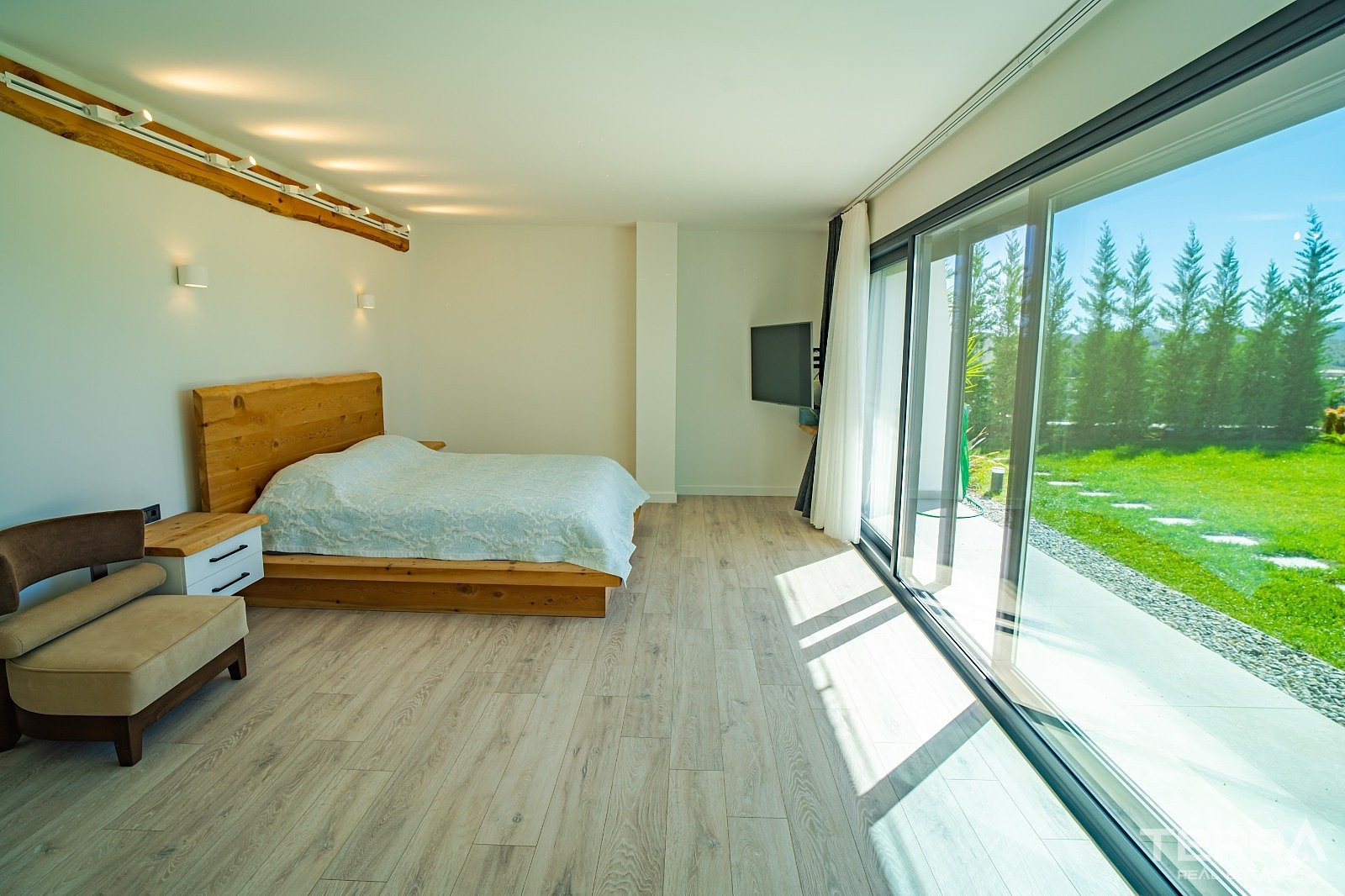 Sea View Private Villa for Sale in İzmir, Urla - 111146